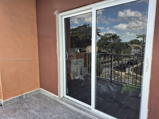 6850 W 16th Dr Unit 320, Hialeah, FL 33014 - view of balcony