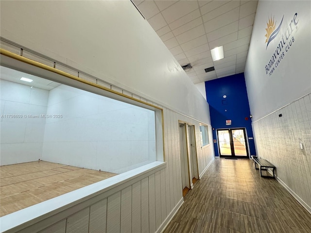 16791 Royal Poinciana Dr, Weston, FL 33326 - hallway with a towering ceiling