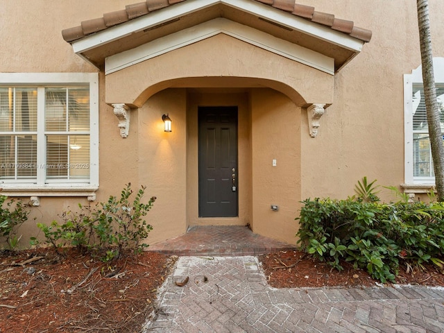 2482 SE 14th Ct, Homestead, FL 33035 - entrance to property featuring stucco siding