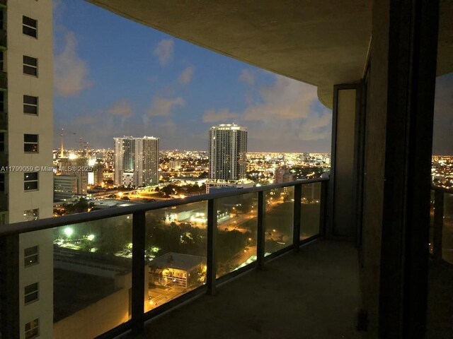 488 NE 18th St Unit 2802, Miami, FL 33132 - balcony with a view of city lights
