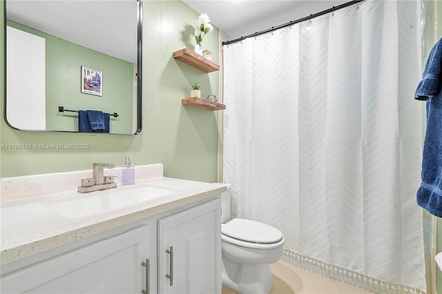 1779 NE 39th Ct Unit 1107, Pompano Beach, FL 33064 - full bathroom featuring vanity, a textured ceiling, and a shower with shower curtain