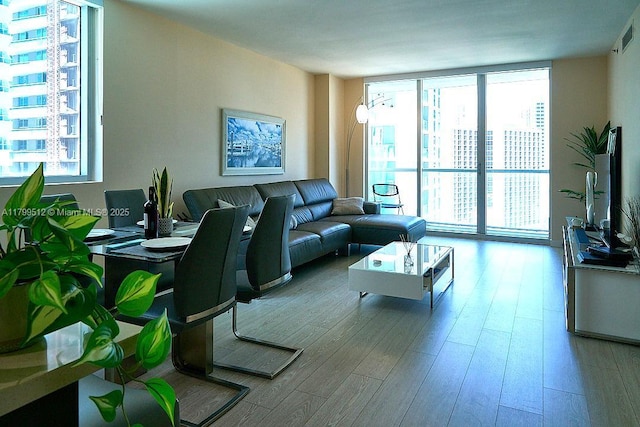 500 Brickell Ave Unit 1907, Miami, FL 33131 - photo 4