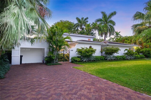 725 Vilabella Ave, Coral Gables, FL 33146 - photo 2