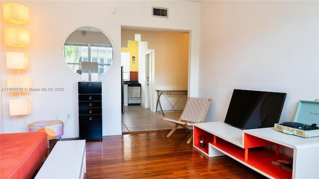 1051 Euclid Ave Unit 208, Miami Beach, FL 33139 - living room featuring wood finished floors