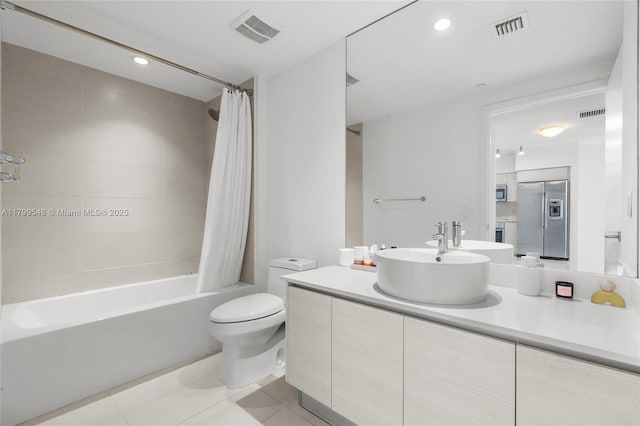 4250 Biscayne Blvd Unit 1112, Miami, FL 33137 - bathroom with toilet, tile patterned floors, shower / bath combination with curtain, vanity, and recessed lighting