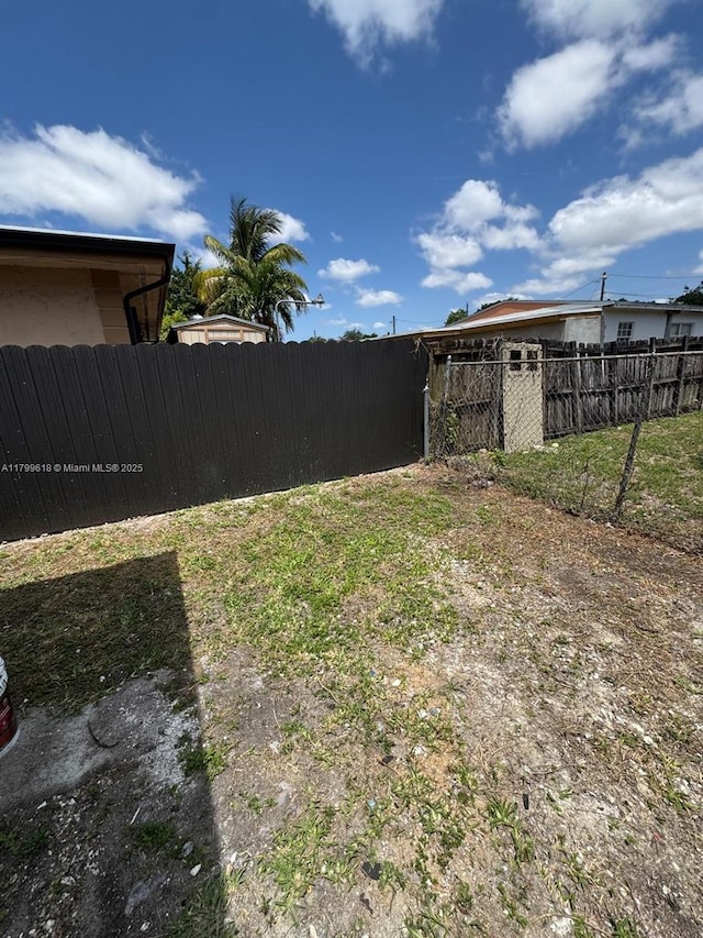 3039 NW 51st Ter, Miami, FL 33142 - view of yard with fence