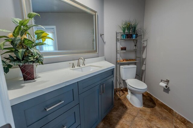 808 Hampton Ct, Weston, FL 33326 - half bath with toilet and vanity
