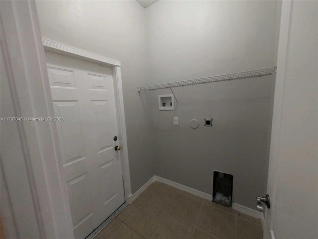 2013 NE 3rd Ct, Homestead, FL 33033 - washroom featuring hookup for an electric dryer, light tile patterned floors, baseboards, and washer hookup