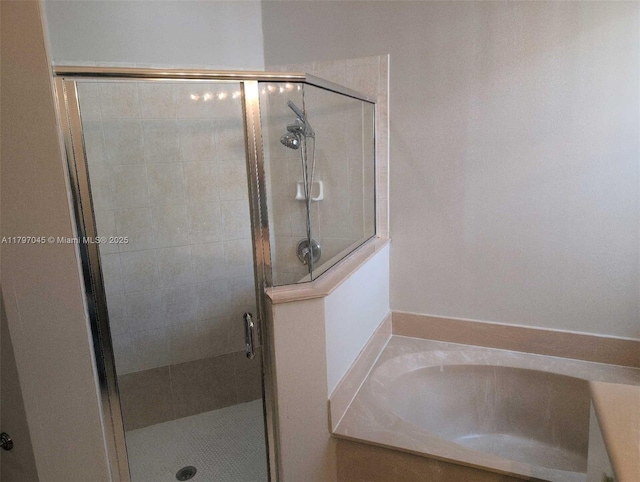 2013 NE 3rd Ct, Homestead, FL 33033 - full bathroom with a stall shower and a garden tub