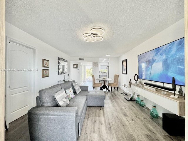 8305 Sunrise Lakes Blvd Unit 302, Sunrise, FL 33322 - photo 4