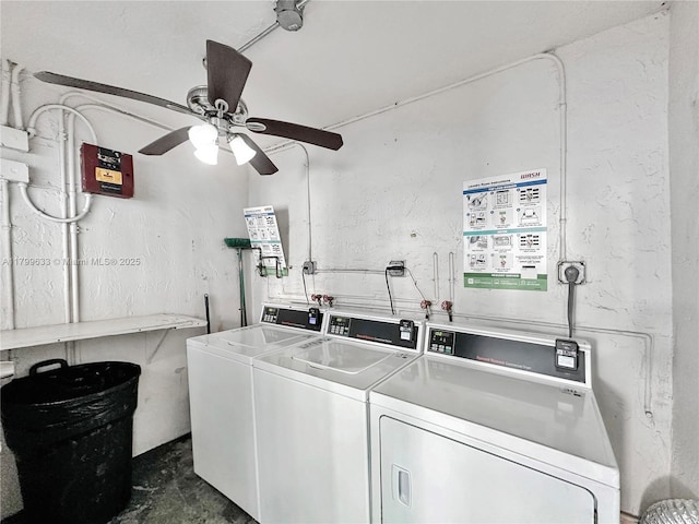 community laundry room with washer and clothes dryer and ceiling fan