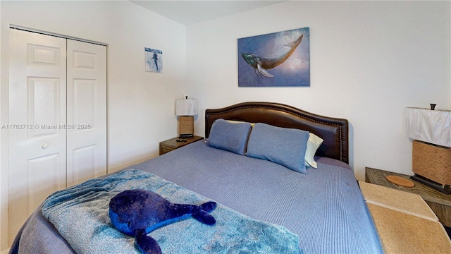 22986 SW 128th Pl, Miami, FL 33170 - bedroom with a closet