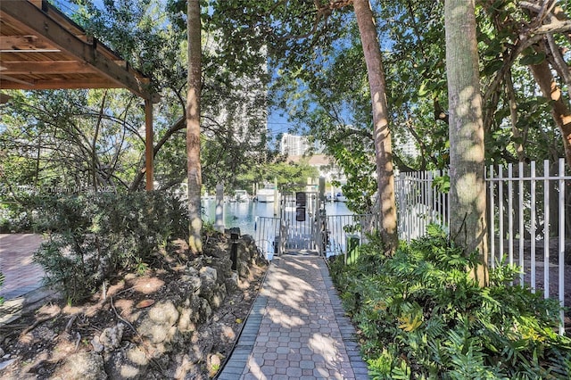 3400 NE 192nd St Unit Ph11, Aventura, FL 33180 - view of home's community featuring fence and a gate
