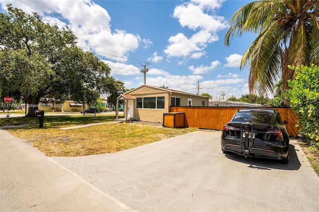 327 S 28th Ave, Hollywood, FL 33020 - view of front facade with concrete driveway