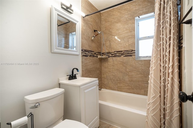 327 S 28th Ave, Hollywood, FL 33020 - bathroom featuring shower / tub combo with curtain, toilet, and vanity