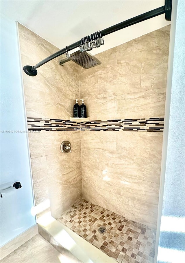 327 S 28th Ave, Hollywood, FL 33020 - bathroom featuring a stall shower
