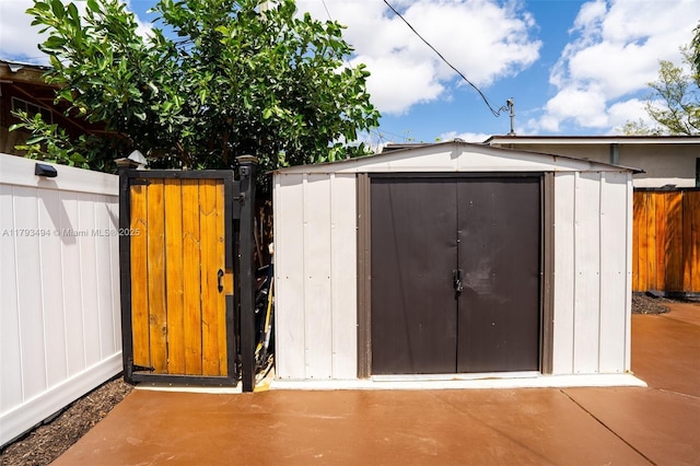 327 S 28th Ave, Hollywood, FL 33020 - view of shed featuring fence and a gate