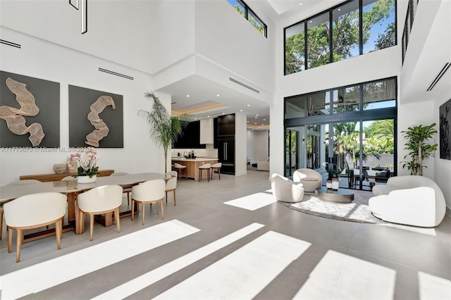11143 NE 8th Ave, Biscayne Park, FL 33161 - building lobby with a towering ceiling