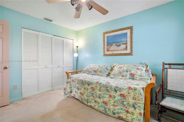 15827 Waverly Mnr, Davie, FL 33331 - carpeted bedroom featuring a closet, a textured ceiling, and ceiling fan