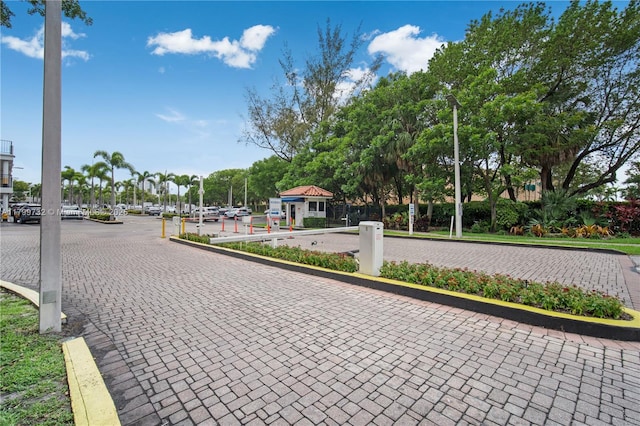 2750 NE 183rd St Unit 504, Aventura, FL 33160 - view of decorative street featuring curbs