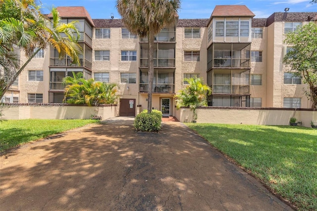 7300 NW 17th St Unit 203, Plantation, FL 33313 - view of apartment building / complex