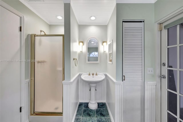 2730 NW 105th Ter, Coral Springs, FL 33065 - full bathroom featuring wainscoting, a stall shower, a closet, and a decorative wall