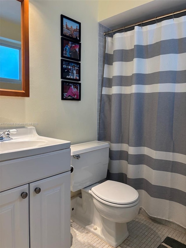 16195 SW 78th Ave, Palmetto Bay, FL 33157 - bathroom with tile patterned flooring, vanity, and curtained shower