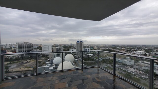 851 NE 1st Ave Unit 2208, Miami, FL 33132 - balcony with a city view