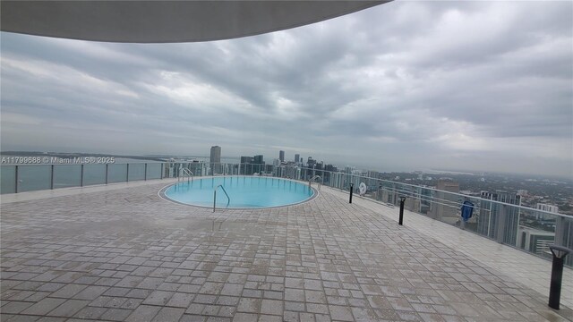 851 NE 1st Ave Unit 2208, Miami, FL 33132 - view of community pool