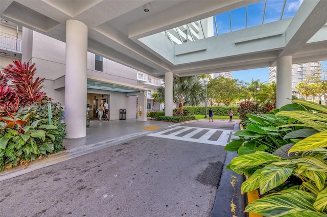 14951 Royal Oaks Ln Unit 1409, North Miami, FL 33181 - view of patio