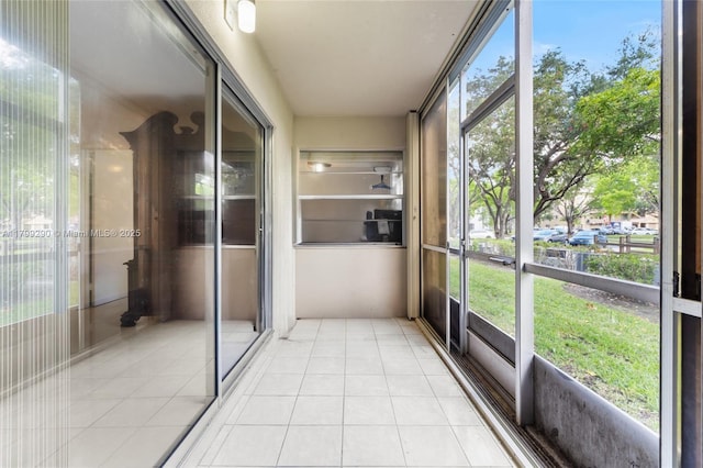 12501 SW 14th St Unit 108R, Pembroke Pines, FL 33027 - unfurnished sunroom featuring healthy amount of natural light