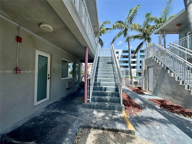 7435 Harding Ave Unit 101, Miami Beach, FL 33141 - view of stairway