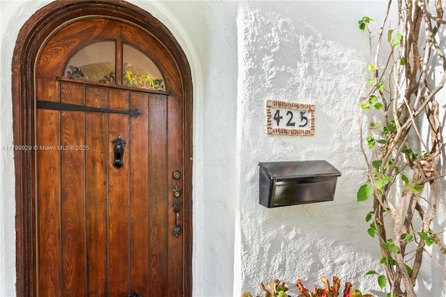 425 Cadagua Ave, Coral Gables, FL 33146 - doorway to property with stucco siding
