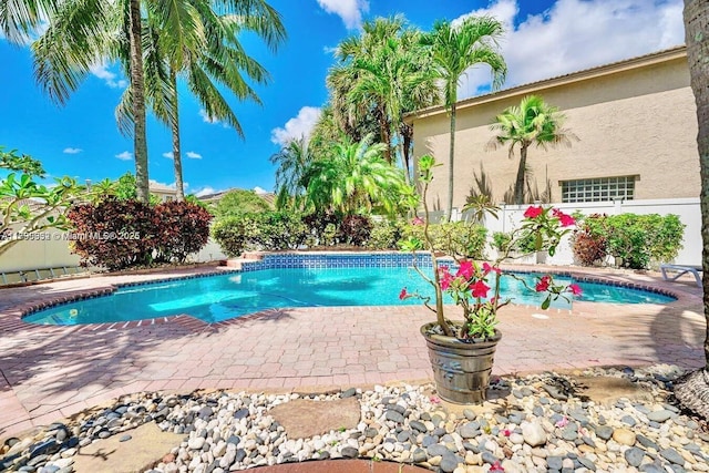 3372 SW 179th Ave, Miramar, FL 33029 - swimming pool featuring fence and a patio