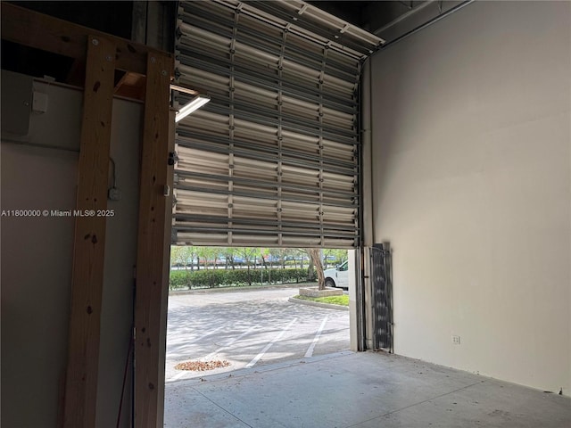 3851 NW 124th Ave, Coral Springs, FL 33065 - view of garage