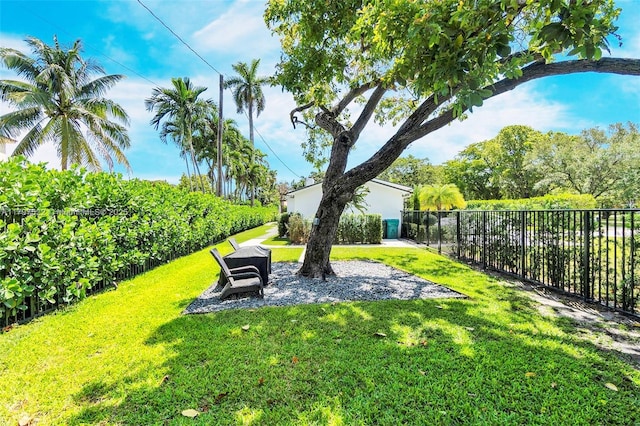 515 NE 115th St, Biscayne Park, FL 33161 - view of yard