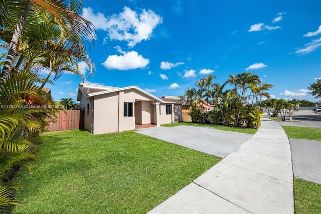 19231 SW 121st Ave, Miami, FL 33177 - view of front of home with driveway and stucco siding