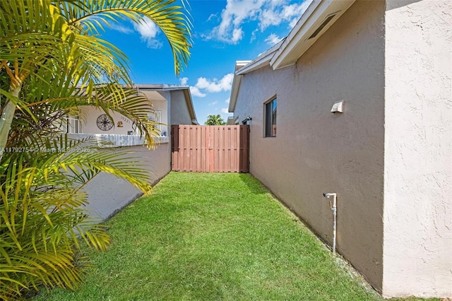 19231 SW 121st Ave, Miami, FL 33177 - view of yard