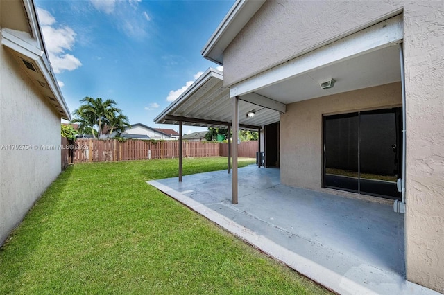19231 SW 121st Ave, Miami, FL 33177 - view of yard with a patio area