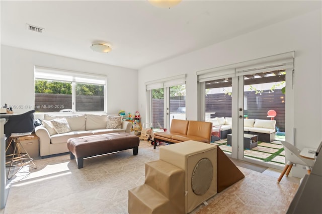 2924 Bridgeport Ave, Miami, FL 33133 - living area with healthy amount of natural light