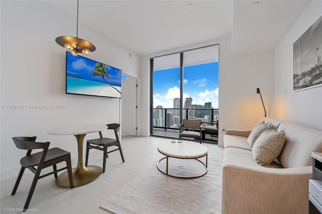 159 NE 6th St Ph 5008, Miami, FL 33132 - photo 5