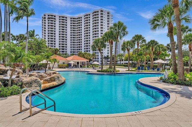 3300 NE 191st St Unit Lp04, Aventura, FL 33180 - community pool with a patio