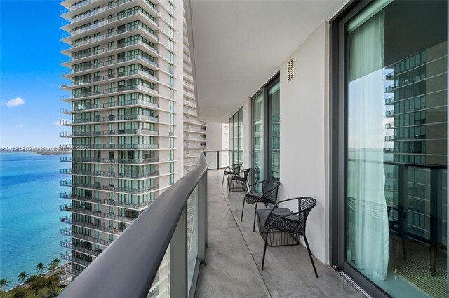 501 NE 31st St Unit 2906, Miami, FL 33137 - balcony with a water view