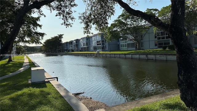 8360 Sands Point Blvd Unit G209, Tamarac, FL 33321 - water view