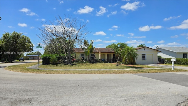 12900 SW 81st St, Kendall, FL 33183 - single story home with a front yard and a residential view