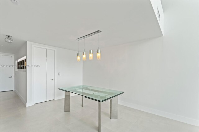 1040 Biscayne Blvd Unit 3802, Miami, FL 33132 - recreation room with baseboards