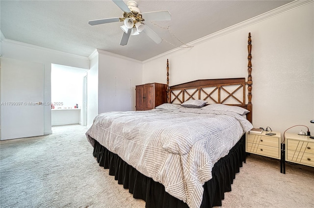 bedroom with light carpet, crown molding, and a ceiling fan