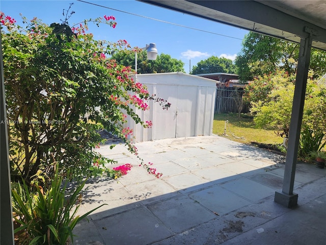 1011 NE 196th St, Miami, FL 33179 - view of patio / terrace