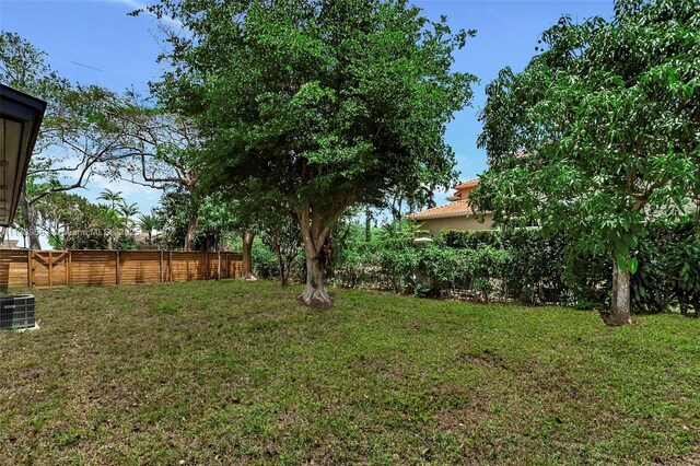 9494 SW 144th St, Miami, FL 33176 - view of yard with central AC