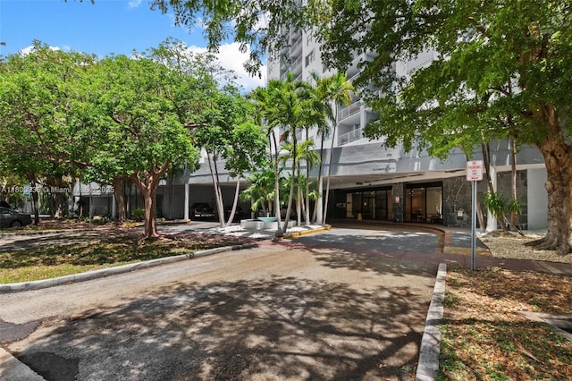 6900 Bay Dr Unit 10I, Miami Beach, FL 33141 - view of front of property